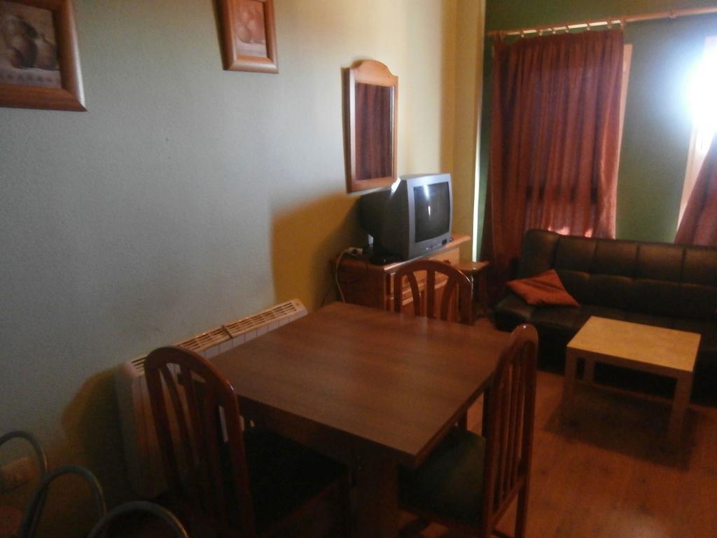 Apartamentos Ginebra Sierra Nevada Habitación foto